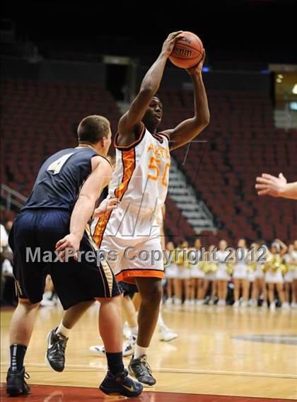 Thumbnail 1 in Desert Vista vs. Corona del Sol (AIA D1 Semifinals) photogallery.