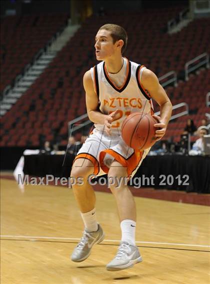 Thumbnail 3 in Desert Vista vs. Corona del Sol (AIA D1 Semifinals) photogallery.