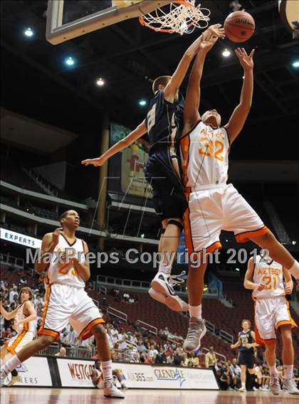 Thumbnail 3 in Desert Vista vs. Corona del Sol (AIA D1 Semifinals) photogallery.