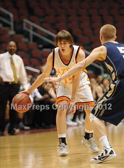 Thumbnail 2 in Desert Vista vs. Corona del Sol (AIA D1 Semifinals) photogallery.