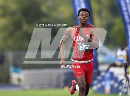 Thumbnail 2 in FHSAA 3A Finals (400 Meter) photogallery.