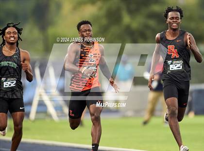 Thumbnail 1 in FHSAA 3A Finals (400 Meter) photogallery.