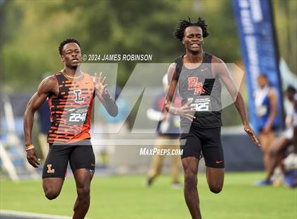 Thumbnail 3 in FHSAA 3A Finals (400 Meter) photogallery.