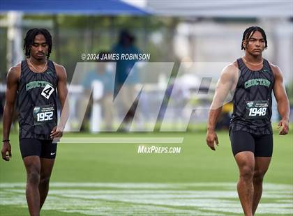 Thumbnail 3 in FHSAA 3A Finals (400 Meter) photogallery.