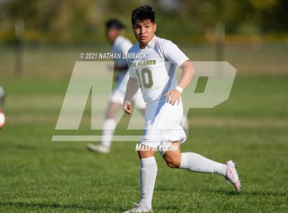 Thumbnail 2 in Los Alamos vs. Piedra Vista photogallery.