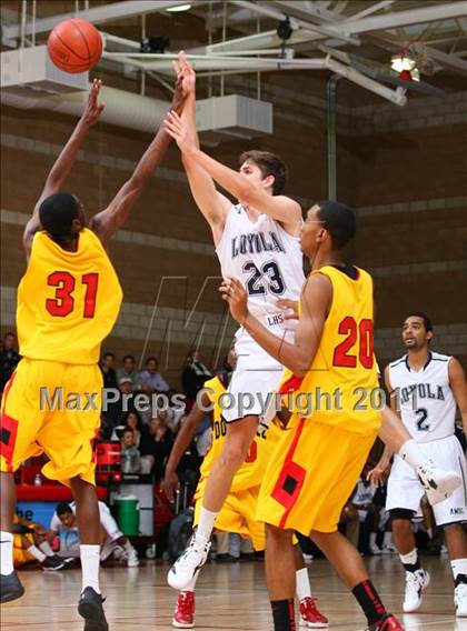 Thumbnail 1 in Dominguez vs. Loyola (Pacific Shores Tournament) photogallery.