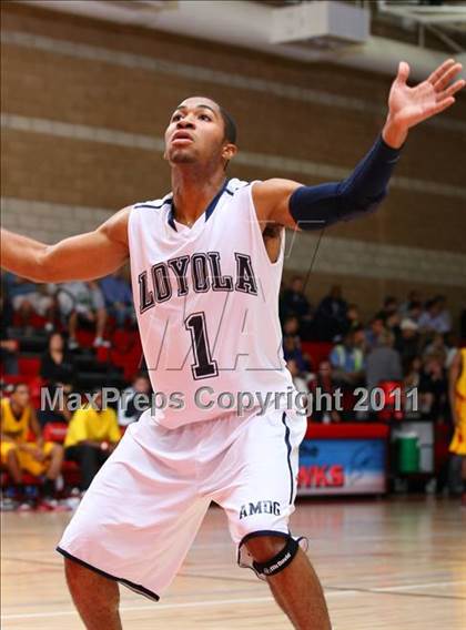 Thumbnail 2 in Dominguez vs. Loyola (Pacific Shores Tournament) photogallery.