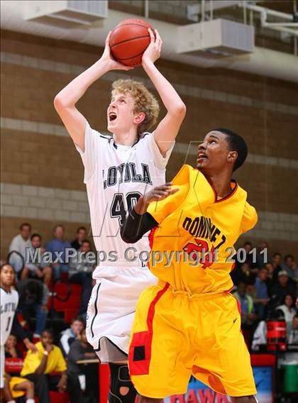 Thumbnail 2 in Dominguez vs. Loyola (Pacific Shores Tournament) photogallery.