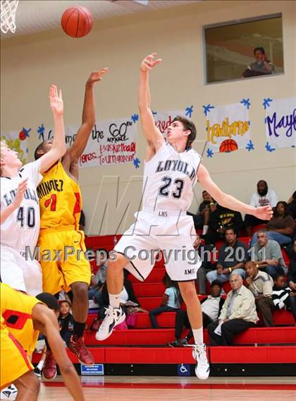 Thumbnail 2 in Dominguez vs. Loyola (Pacific Shores Tournament) photogallery.