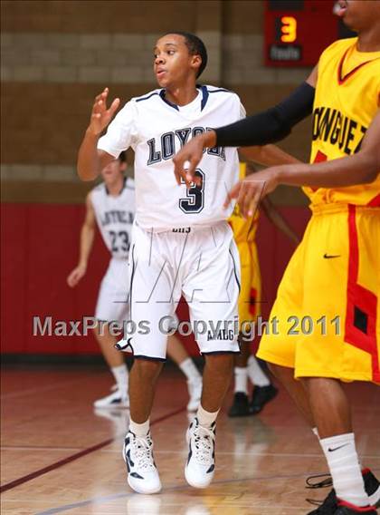 Thumbnail 1 in Dominguez vs. Loyola (Pacific Shores Tournament) photogallery.