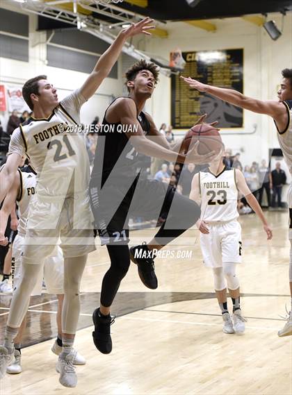 Thumbnail 3 in Villa Park @ Foothill photogallery.