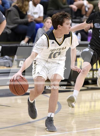 Thumbnail 1 in Villa Park @ Foothill photogallery.
