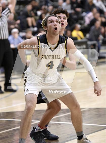 Thumbnail 2 in Villa Park @ Foothill photogallery.