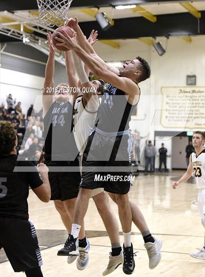 Thumbnail 1 in Villa Park @ Foothill photogallery.
