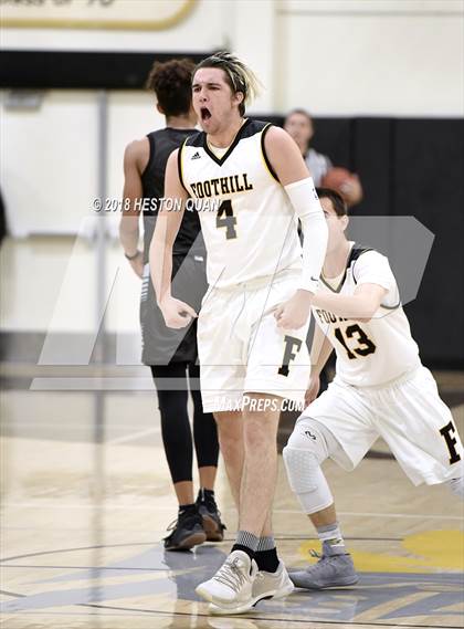Thumbnail 3 in Villa Park @ Foothill photogallery.