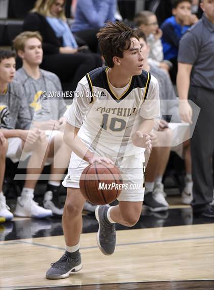 Thumbnail 3 in Villa Park @ Foothill photogallery.