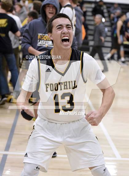 Thumbnail 1 in Villa Park @ Foothill photogallery.