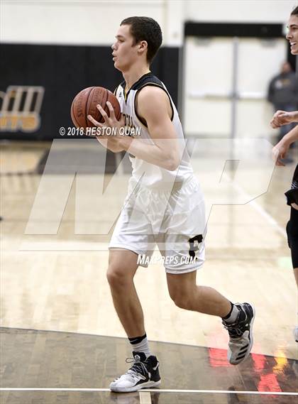 Thumbnail 3 in Villa Park @ Foothill photogallery.
