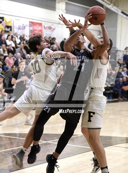 Thumbnail 3 in Villa Park @ Foothill photogallery.