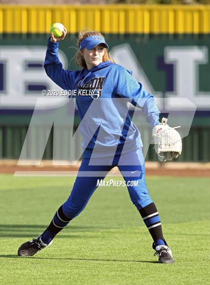 Thumbnail 1 in Hebron vs Wakeland Softball photogallery.
