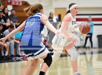 Thumbnail 3 in Chino vs. Ontario Christian photogallery.