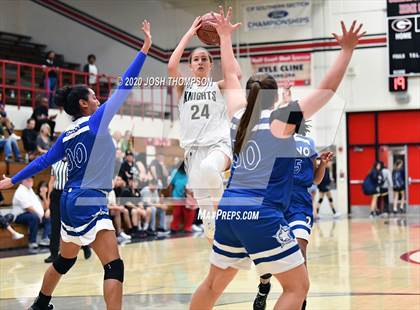 Thumbnail 3 in Chino vs. Ontario Christian photogallery.