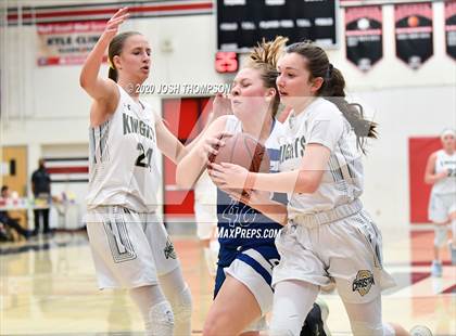 Thumbnail 3 in Chino vs. Ontario Christian photogallery.