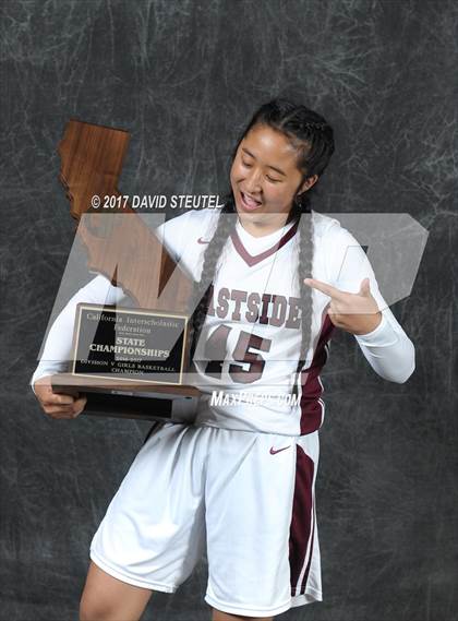 Thumbnail 1 in Eastside College Prep (CIF State D5 Award Photos) photogallery.