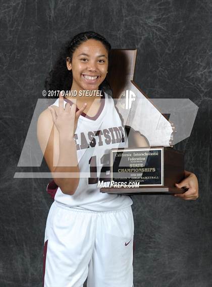 Thumbnail 1 in Eastside College Prep (CIF State D5 Award Photos) photogallery.