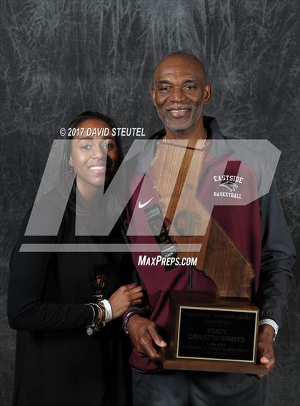 Thumbnail 2 in Eastside College Prep (CIF State D5 Award Photos) photogallery.