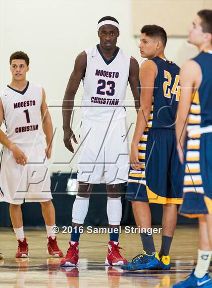 Thumbnail 1 in Modesto Christian vs. Turlock (Modesto Christian Holiday Hoops Classic) photogallery.