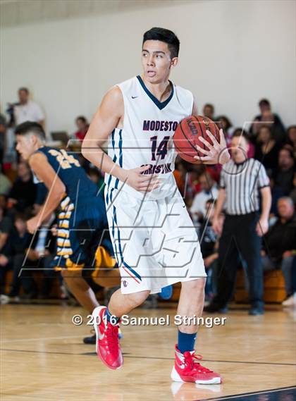 Thumbnail 3 in Modesto Christian vs. Turlock (Modesto Christian Holiday Hoops Classic) photogallery.
