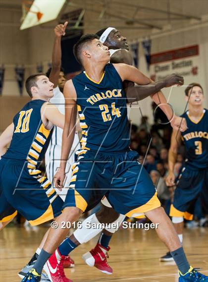 Thumbnail 3 in Modesto Christian vs. Turlock (Modesto Christian Holiday Hoops Classic) photogallery.