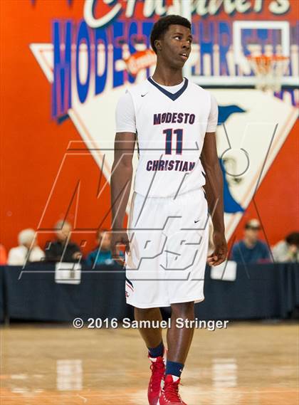 Thumbnail 1 in Modesto Christian vs. Turlock (Modesto Christian Holiday Hoops Classic) photogallery.