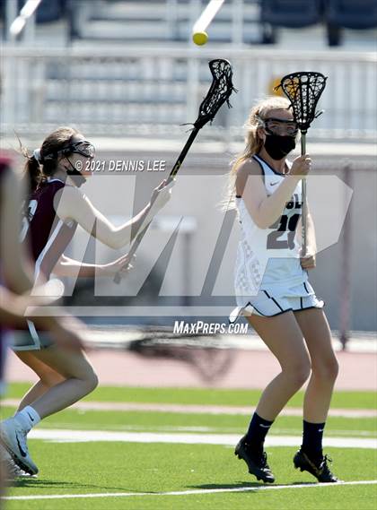 Thumbnail 1 in Woodcreek @ Vista del Lago photogallery.