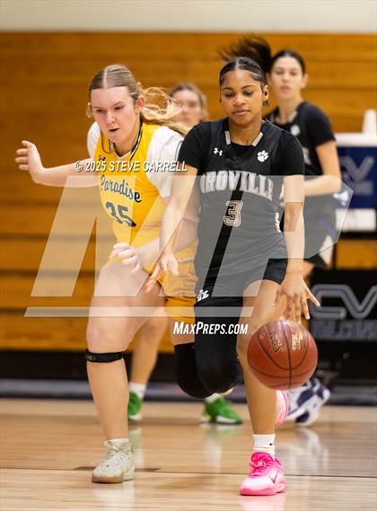 Thumbnail 1 in Oroville vs Paradise (Lady Falcon Tournament) photogallery.