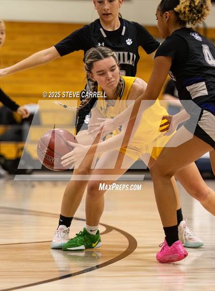 Thumbnail 3 in Oroville vs Paradise (Lady Falcon Tournament) photogallery.