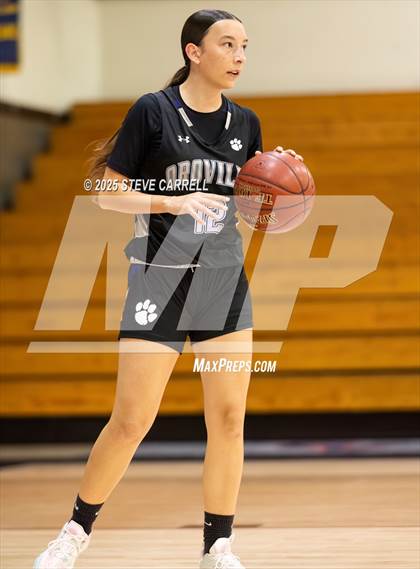 Thumbnail 3 in Oroville vs Paradise (Lady Falcon Tournament) photogallery.