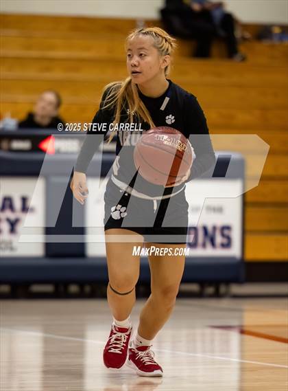 Thumbnail 2 in Oroville vs Paradise (Lady Falcon Tournament) photogallery.