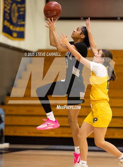 Thumbnail 3 in Oroville vs Paradise (Lady Falcon Tournament) photogallery.