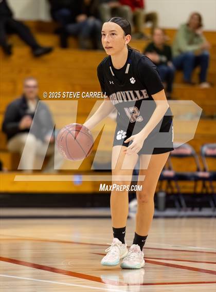 Thumbnail 3 in Oroville vs Paradise (Lady Falcon Tournament) photogallery.