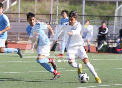 Thumbnail 1 in High Tech SD vs. Mount Miguel (Grossmont Holiday Tournament) photogallery.