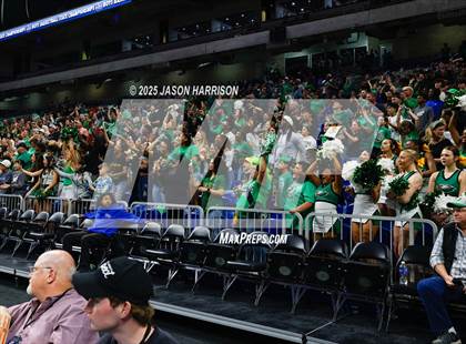 Thumbnail 2 in Tatum vs. Columbus (UIL Basketball 3A D1 Final) photogallery.