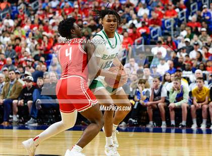 Thumbnail 2 in Tatum vs. Columbus (UIL Basketball 3A D1 Final) photogallery.