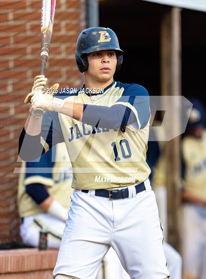 Thumbnail 2 in Cape Fear vs. Lee County photogallery.