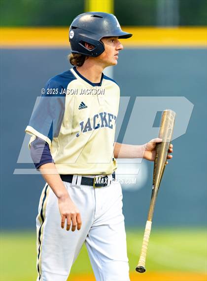 Thumbnail 1 in Cape Fear vs. Lee County photogallery.