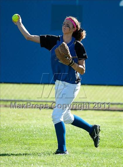 Thumbnail 3 in West Hills @ Rancho Bernardo photogallery.
