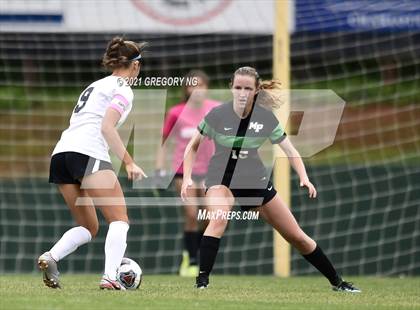 Thumbnail 1 in Panther Creek @ Myers Park photogallery.