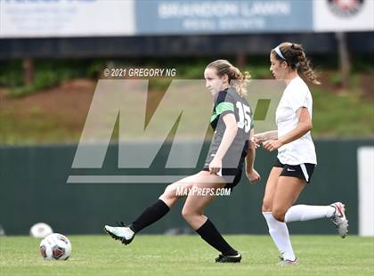Thumbnail 1 in Panther Creek @ Myers Park photogallery.