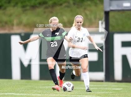 Thumbnail 3 in Panther Creek @ Myers Park photogallery.